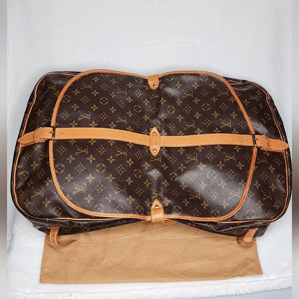 Authentic Louis Vuitton Saumur35 - Picture 6 of 16